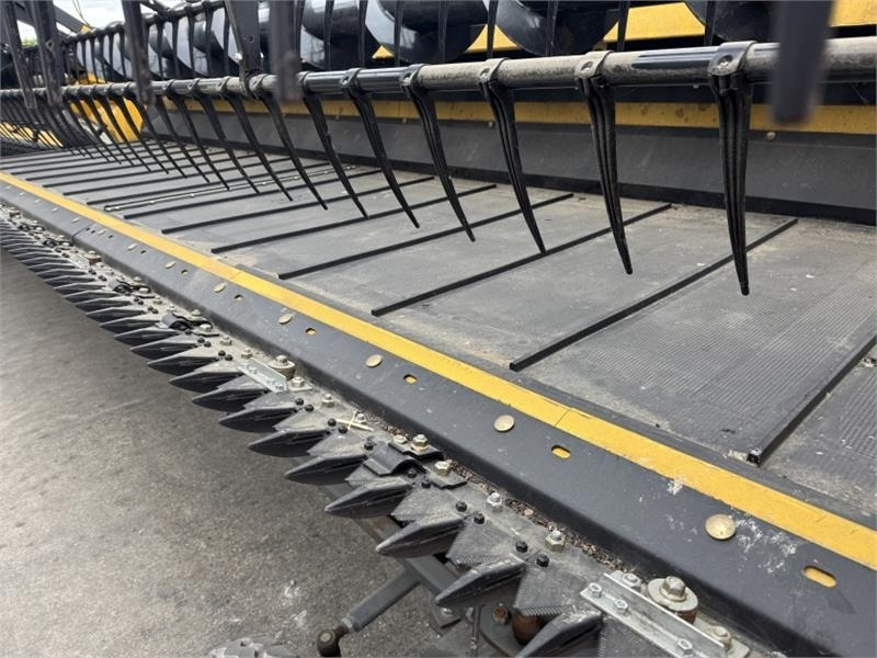 New Holland 8Z40 Draper Header - Навесное оборудование для комбайна: фото 5 New Holland 8Z40 Draper Header - Навесное оборудование для комбайна: фото 5