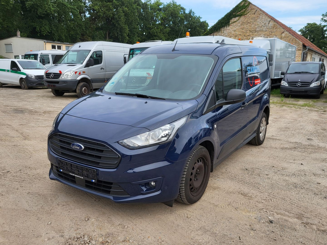 FORD Transit Connect 240 L1 Trend - Лёгкий коммерческий автомобиль: фото 1 FORD Transit Connect 240 L1 Trend - Лёгкий коммерческий автомобиль: фото 1