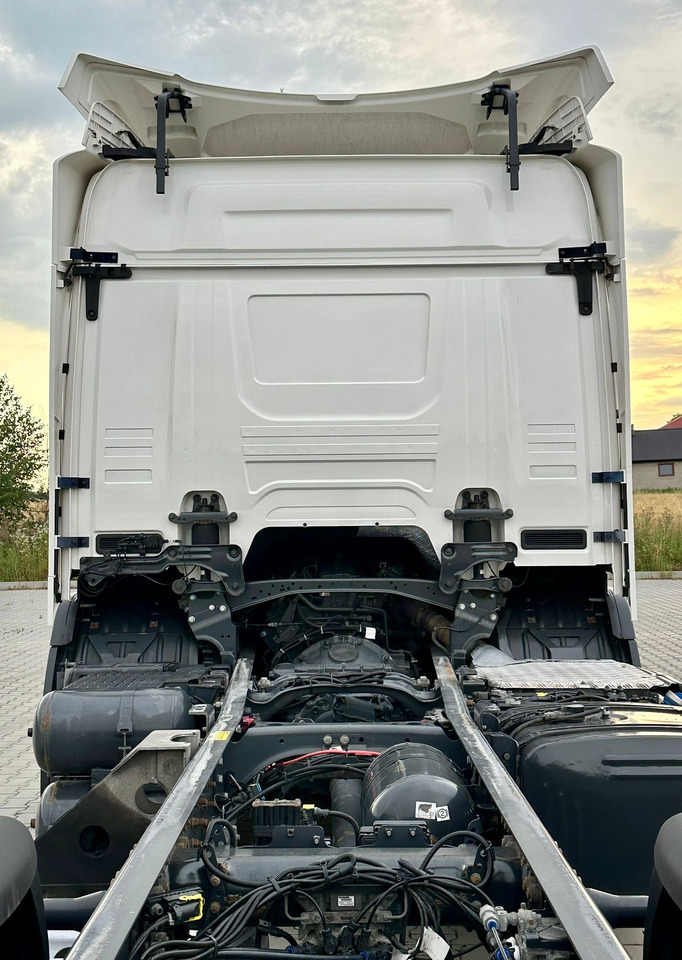 SCANIA P220 / RAMA DO ZABUDOWY / ROZSTAW OSI 3.90 M / SILNIK 6 / WYWROTKA / BECZKA / HAKOWIEC / UTRZYMANIE DRÓG / AUTOMAT / 2019 ROK / NISKI PRZEBIEG - Грузовик-шасси: фото 5 SCANIA P220 / RAMA DO ZABUDOWY / ROZSTAW OSI 3.90 M / SILNIK 6 / WYWROTKA / BECZKA / HAKOWIEC / UTRZYMANIE DRÓG / AUTOMAT / 2019 ROK / NISKI PRZEBIEG - Грузовик-шасси: фото 5