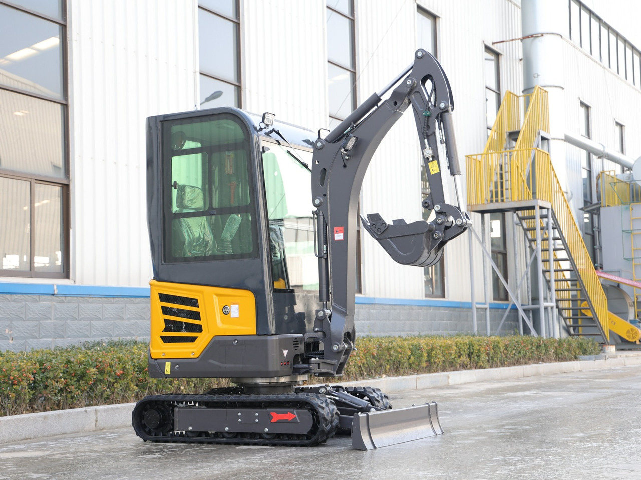 KUBOTA Diesel Mini excavator 2 Ton - Müller Machinery MB 20 - KSH - Мини-экскаватор: фото 5 KUBOTA Diesel Mini excavator 2 Ton - Müller Machinery MB 20 - KSH - Мини-экскаватор: фото 5