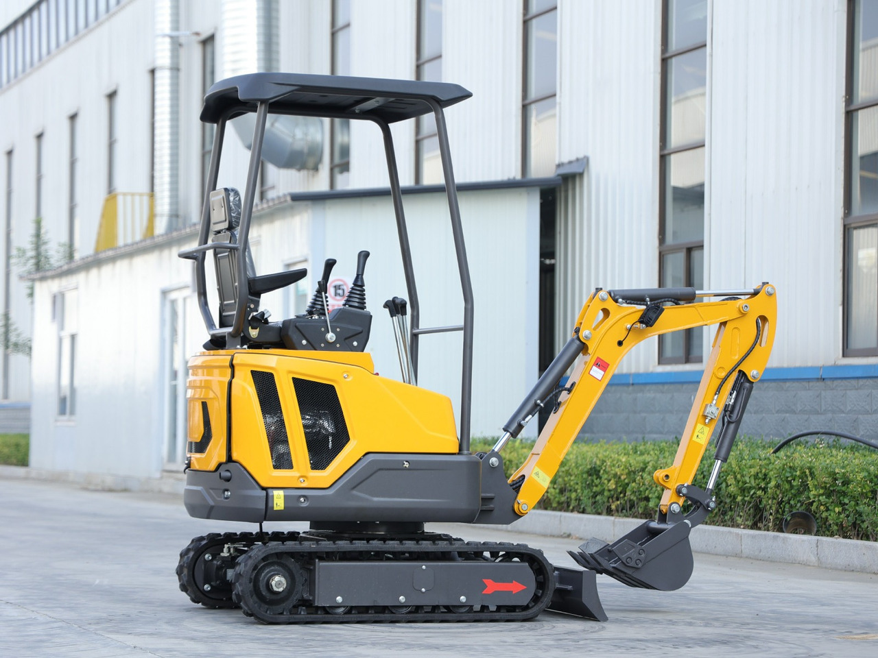 Müller Machinery Diesel Mini excavator 1.6 Ton - Müller Machinery MB 16 - SH Laidong LL380B motor - Мини-экскаватор: фото 5 Müller Machinery Diesel Mini excavator 1.6 Ton - Müller Machinery MB 16 - SH Laidong LL380B motor - Мини-экскаватор: фото 5