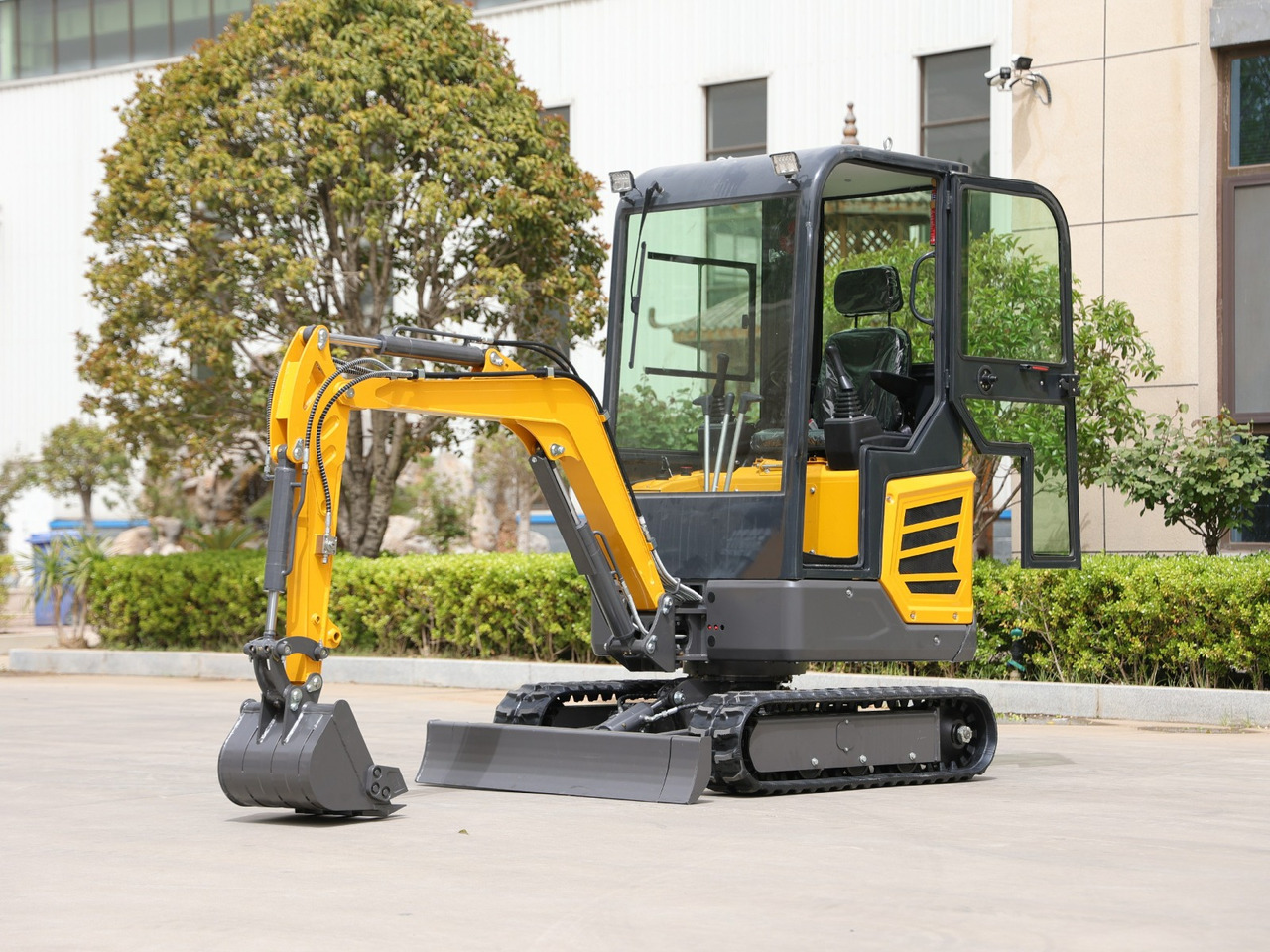Müller Machinery Diesel Mini excavator 1.8 Ton - Müller Machinery MB 18 - KSH Laidong KB385B Motor - Мини-экскаватор: фото 1 Müller Machinery Diesel Mini excavator 1.8 Ton - Müller Machinery MB 18 - KSH Laidong KB385B Motor - Мини-экскаватор: фото 1