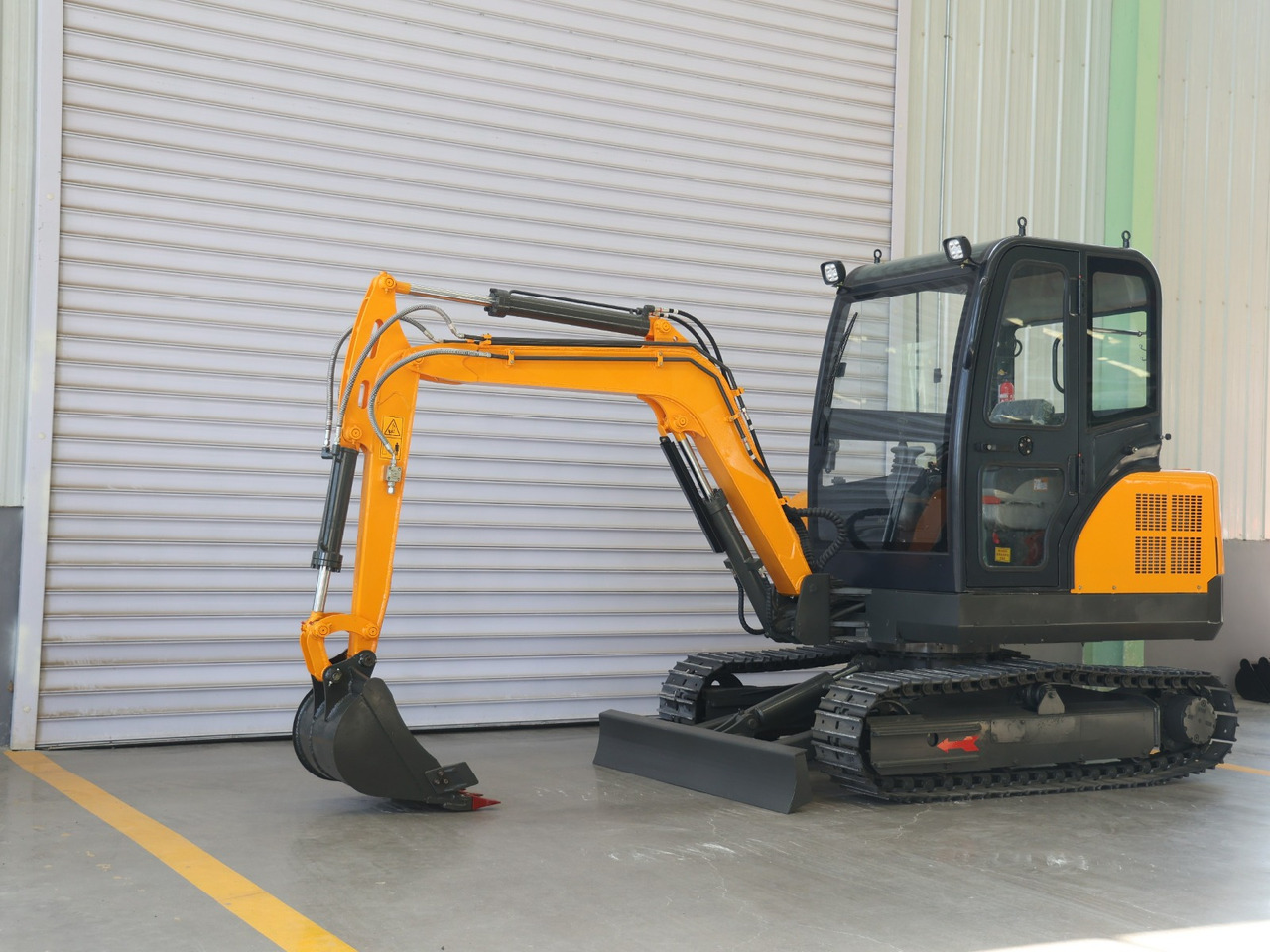 Müller Machinery Diesel Mini excavator 4 ton - Müller Machinery MB 40 - KSH Xinchai 4D32 Motor - Мини-экскаватор: фото 5 Müller Machinery Diesel Mini excavator 4 ton - Müller Machinery MB 40 - KSH Xinchai 4D32 Motor - Мини-экскаватор: фото 5