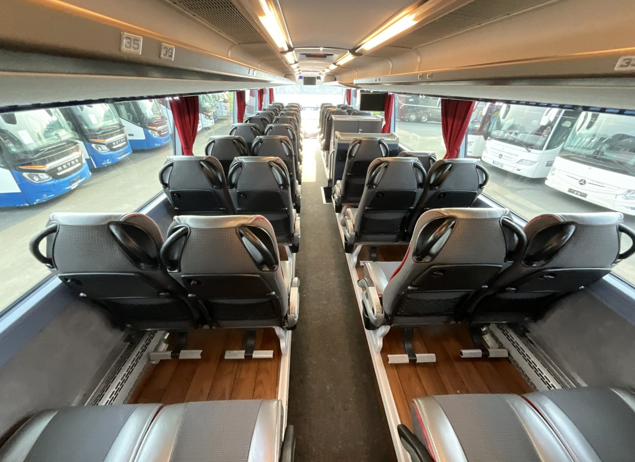Туристический автобус Neoplan Cityliner: фото 17