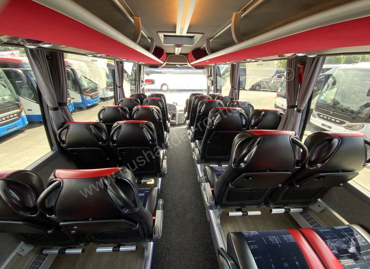 Туристический автобус Volvo 9700: фото 16