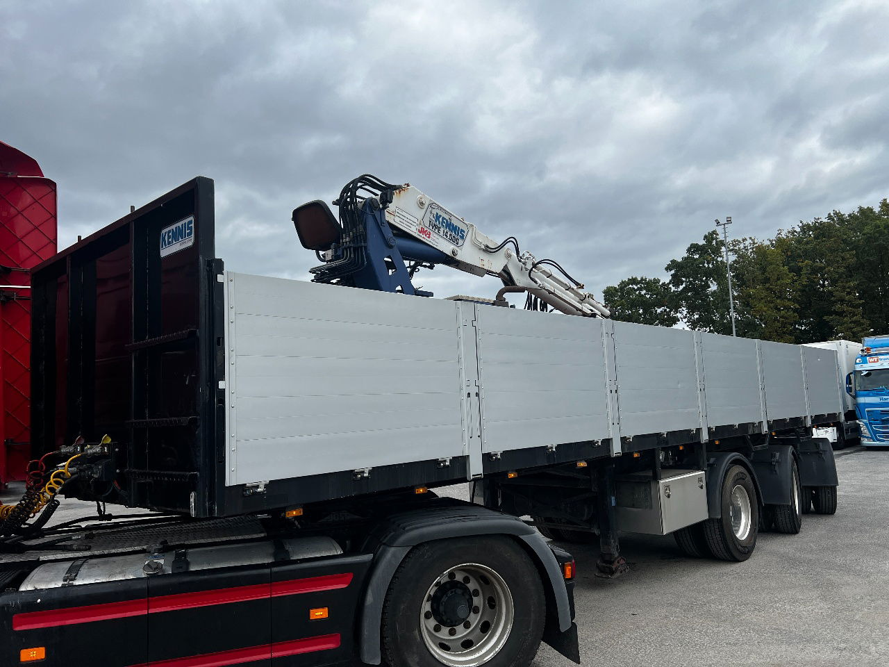 Pacton Stenenoplegger met Kennis 14.000 Kraan, Crane - Полуприцеп бортовой/ Платформа: фото 1 Pacton Stenenoplegger met Kennis 14.000 Kraan, Crane - Полуприцеп бортовой/ Платформа: фото 1