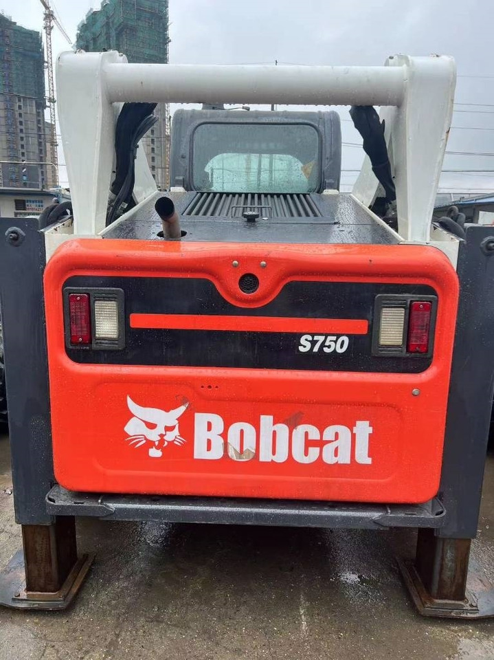Bobcat S 450 - Мини-погрузчик с бортовым поворотом: фото 4 Bobcat S 450 - Мини-погрузчик с бортовым поворотом: фото 4