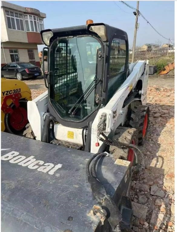 Bobcat S 550 - Мини-погрузчик с бортовым поворотом: фото 3 Bobcat S 550 - Мини-погрузчик с бортовым поворотом: фото 3