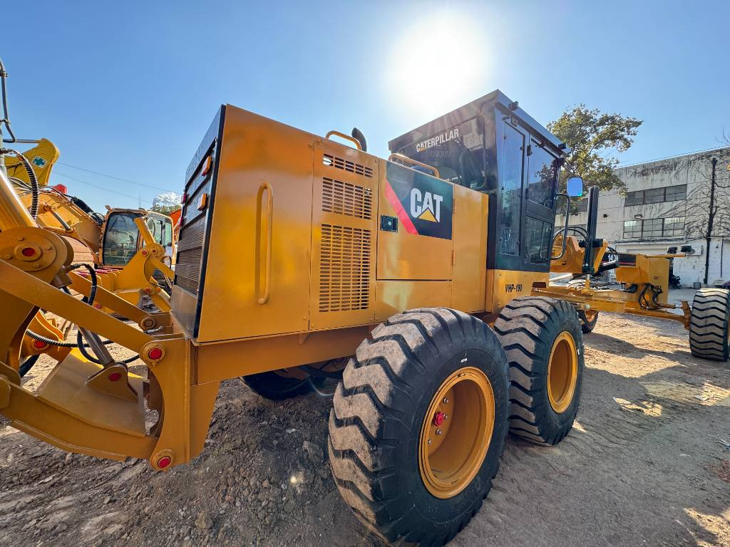 Грейдер CAT 140 K: фото 15