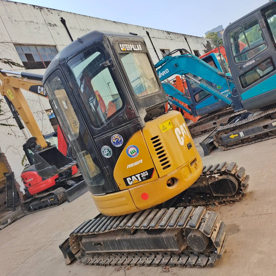 CAT 303 CR - Мини-экскаватор: фото 4 CAT 303 CR - Мини-экскаватор: фото 4