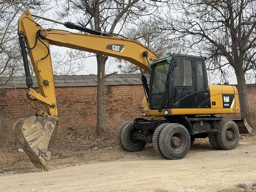 CAT 315D - Гусеничный экскаватор: фото 2 CAT 315D - Гусеничный экскаватор: фото 2