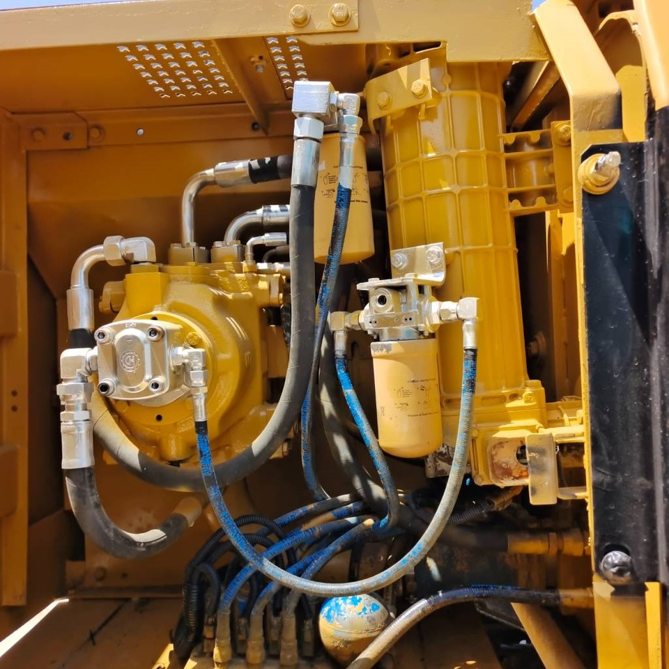 CAT 320 B L - Гусеничный экскаватор: фото 3 CAT 320 B L - Гусеничный экскаватор: фото 3