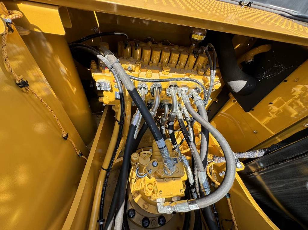 CAT 320 GC - Гусеничный экскаватор: фото 4 CAT 320 GC - Гусеничный экскаватор: фото 4
