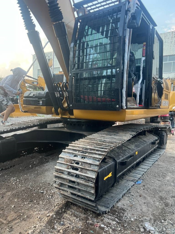 CAT 324 D2L - Гусеничный экскаватор: фото 5 CAT 324 D2L - Гусеничный экскаватор: фото 5