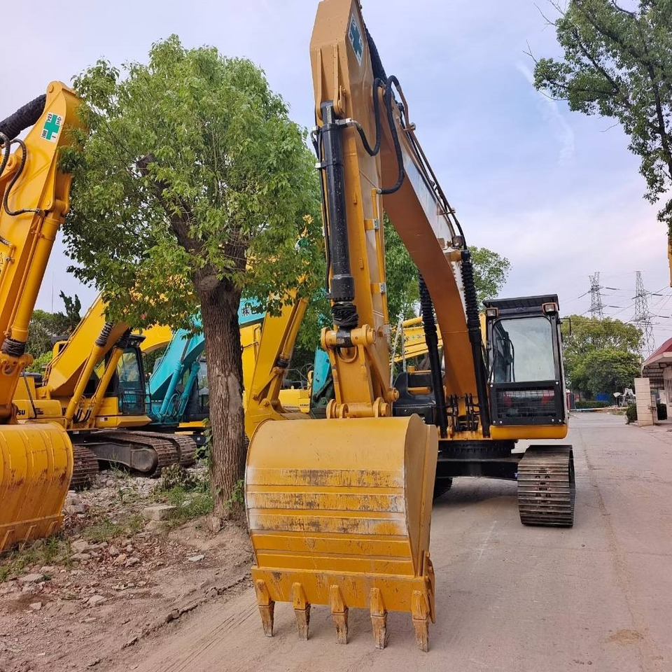 CAT 324D2L - Гусеничный экскаватор: фото 5 CAT 324D2L - Гусеничный экскаватор: фото 5