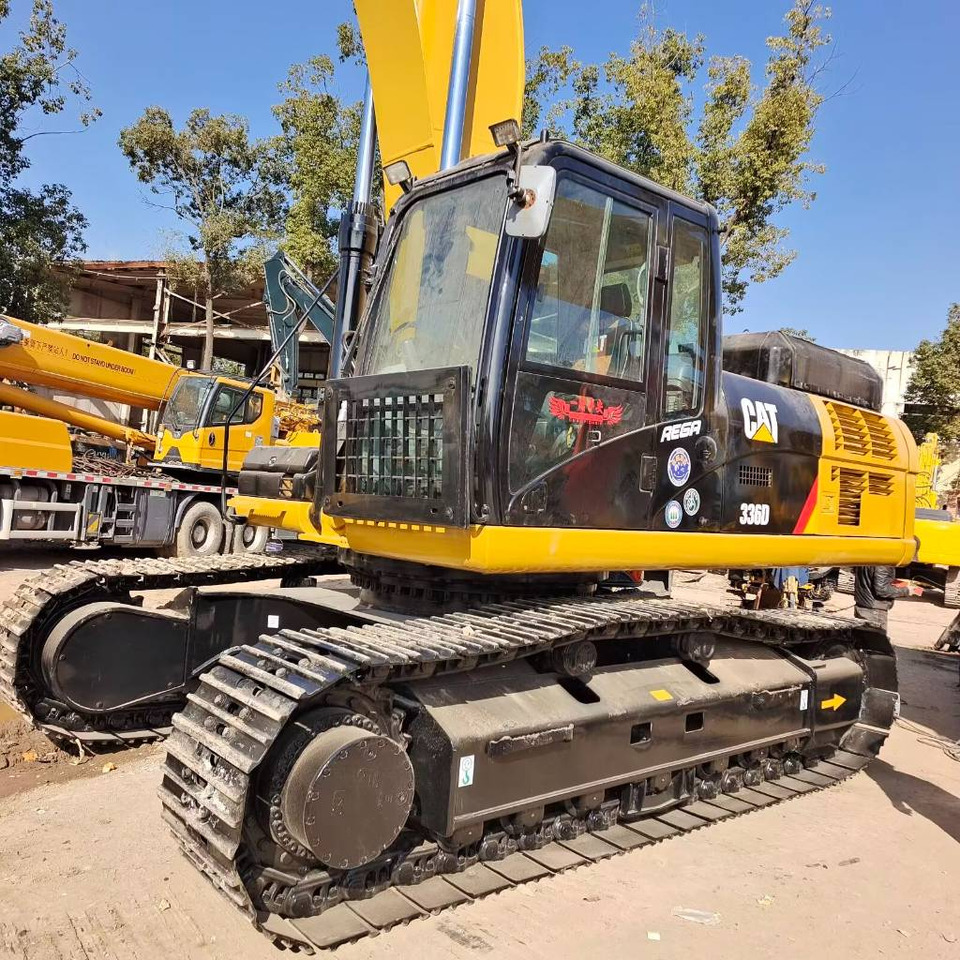 CAT 336 D L - Гусеничный экскаватор: фото 1 CAT 336 D L - Гусеничный экскаватор: фото 1