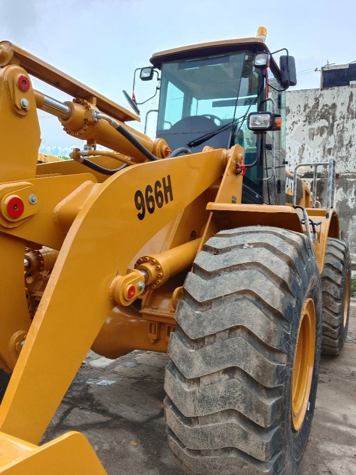 CAT 966 H - Гусеничный экскаватор: фото 5 CAT 966 H - Гусеничный экскаватор: фото 5