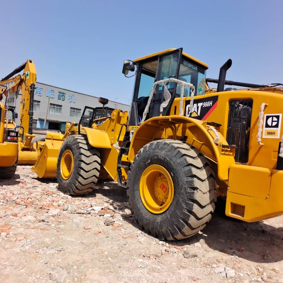 CAT 966H Strong loading capacity - Гусеничный экскаватор: фото 2 CAT 966H Strong loading capacity - Гусеничный экскаватор: фото 2