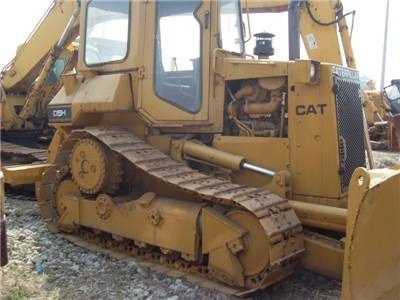 CAT D 5 H - Бульдозер: фото 3 CAT D 5 H - Бульдозер: фото 3