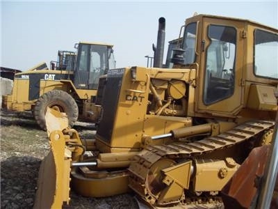 CAT D 5 H - Бульдозер: фото 2 CAT D 5 H - Бульдозер: фото 2