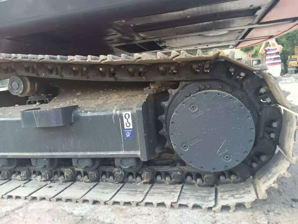 Doosan DX 225 LC-9C - Гусеничный экскаватор: фото 2 Doosan DX 225 LC-9C - Гусеничный экскаватор: фото 2