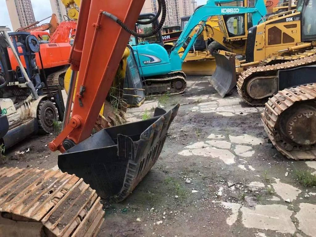 Hitachi EX 120-3 - Гусеничный экскаватор: фото 4 Hitachi EX 120-3 - Гусеничный экскаватор: фото 4