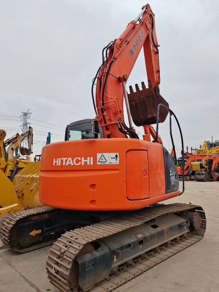 Hitachi ZX 135 US - Гусеничный экскаватор: фото 3 Hitachi ZX 135 US - Гусеничный экскаватор: фото 3