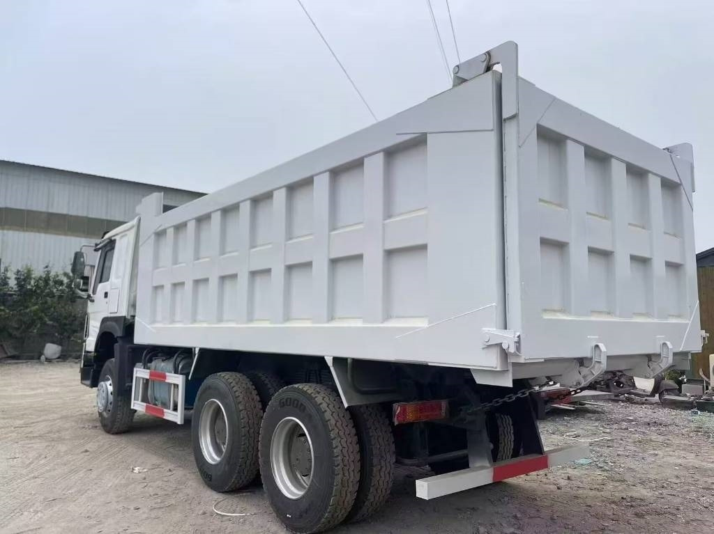 Howo 371 - Гусеничный экскаватор: фото 2 Howo 371 - Гусеничный экскаватор: фото 2