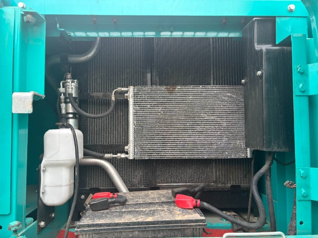 Гусеничный экскаватор Kobelco SK 210: фото 17 Гусеничный экскаватор Kobelco SK 210: фото 17