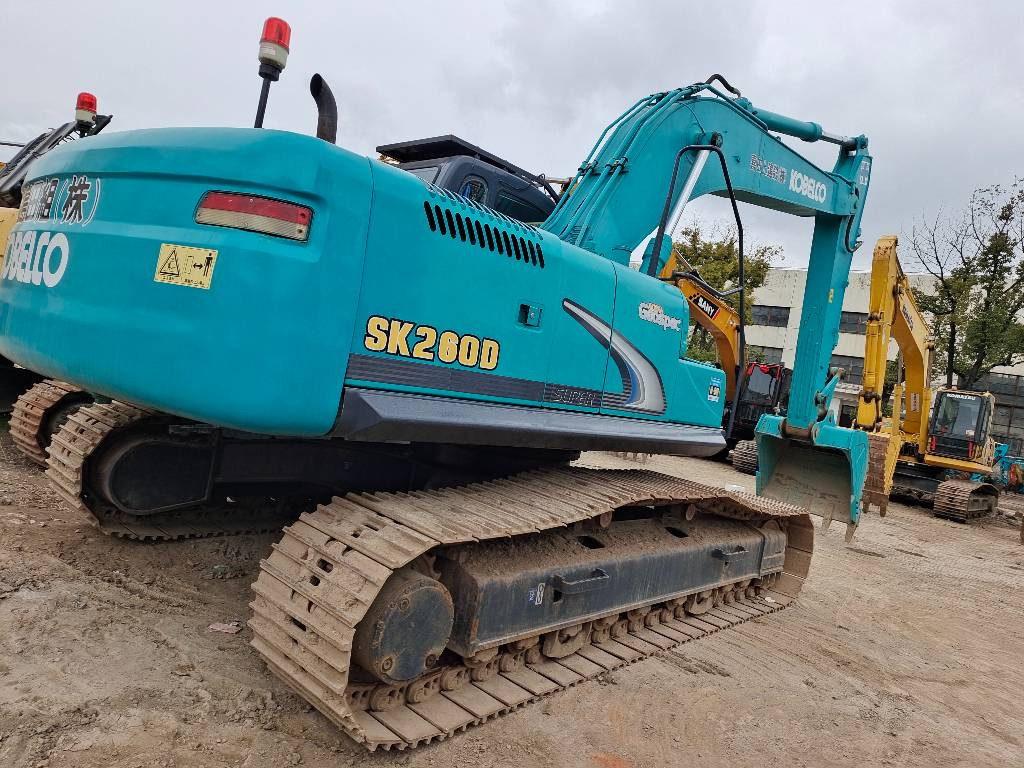 Гусеничный экскаватор Kobelco SK 260 LC: фото 1