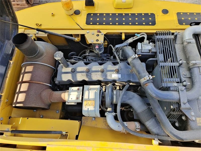 Гусеничный экскаватор Komatsu PC 200: фото 17 Гусеничный экскаватор Komatsu PC 200: фото 17