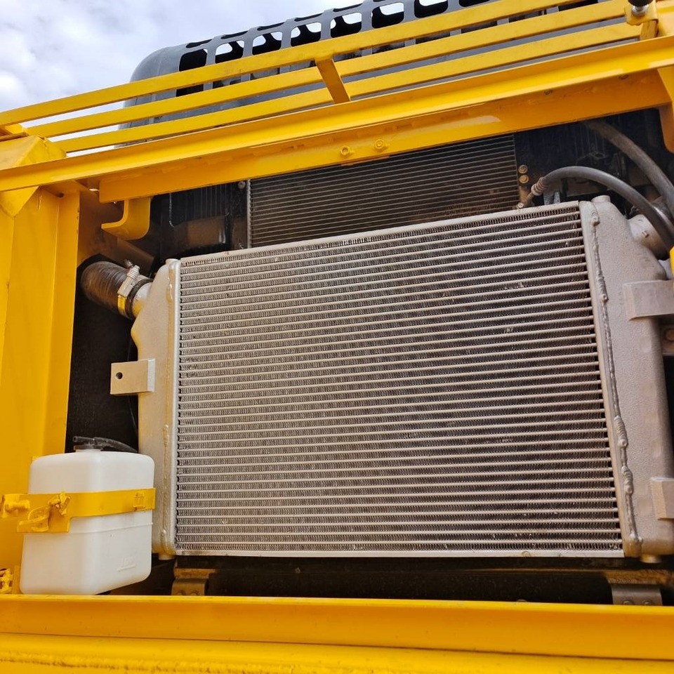 Komatsu PC 350 - Гусеничный экскаватор: фото 5 Komatsu PC 350 - Гусеничный экскаватор: фото 5