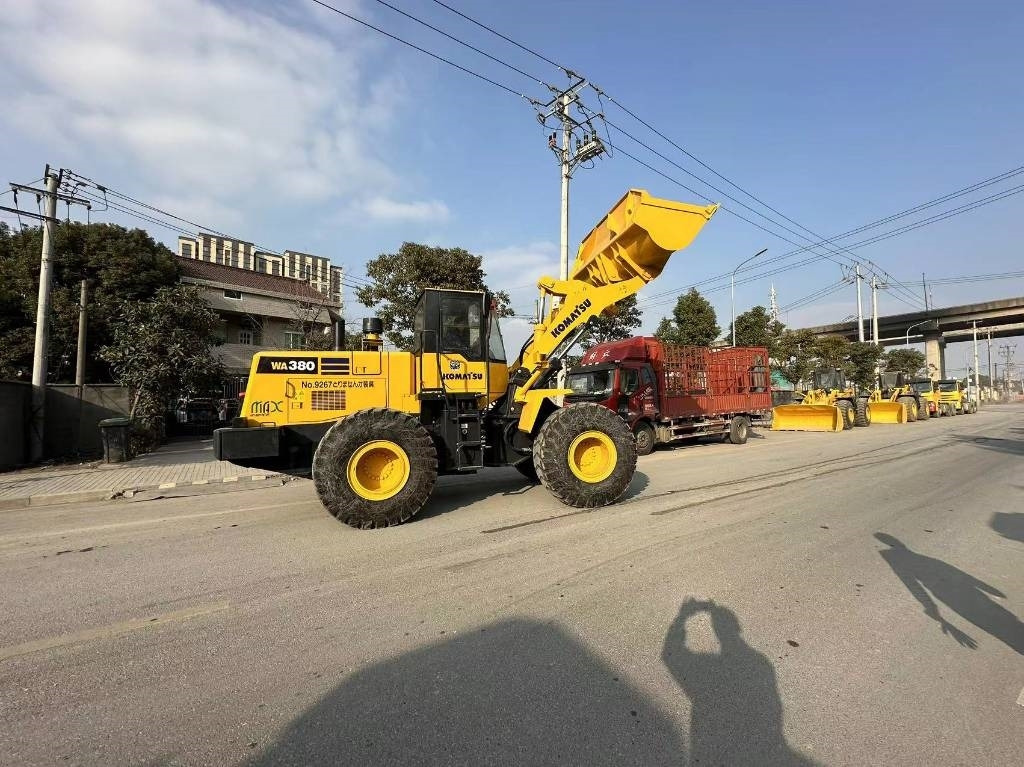 Komatsu WA 380 - Колёсный погрузчик: фото 4 Komatsu WA 380 - Колёсный погрузчик: фото 4