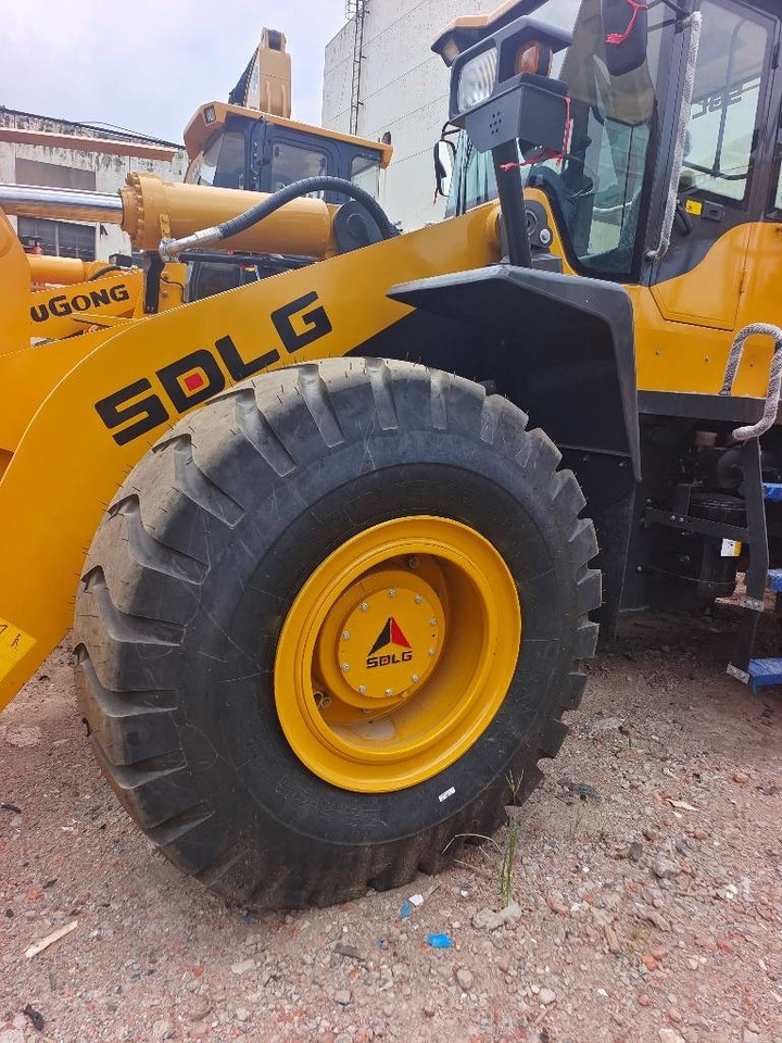 SDLG LG 956 L - Колёсный погрузчик: фото 4 SDLG LG 956 L - Колёсный погрузчик: фото 4