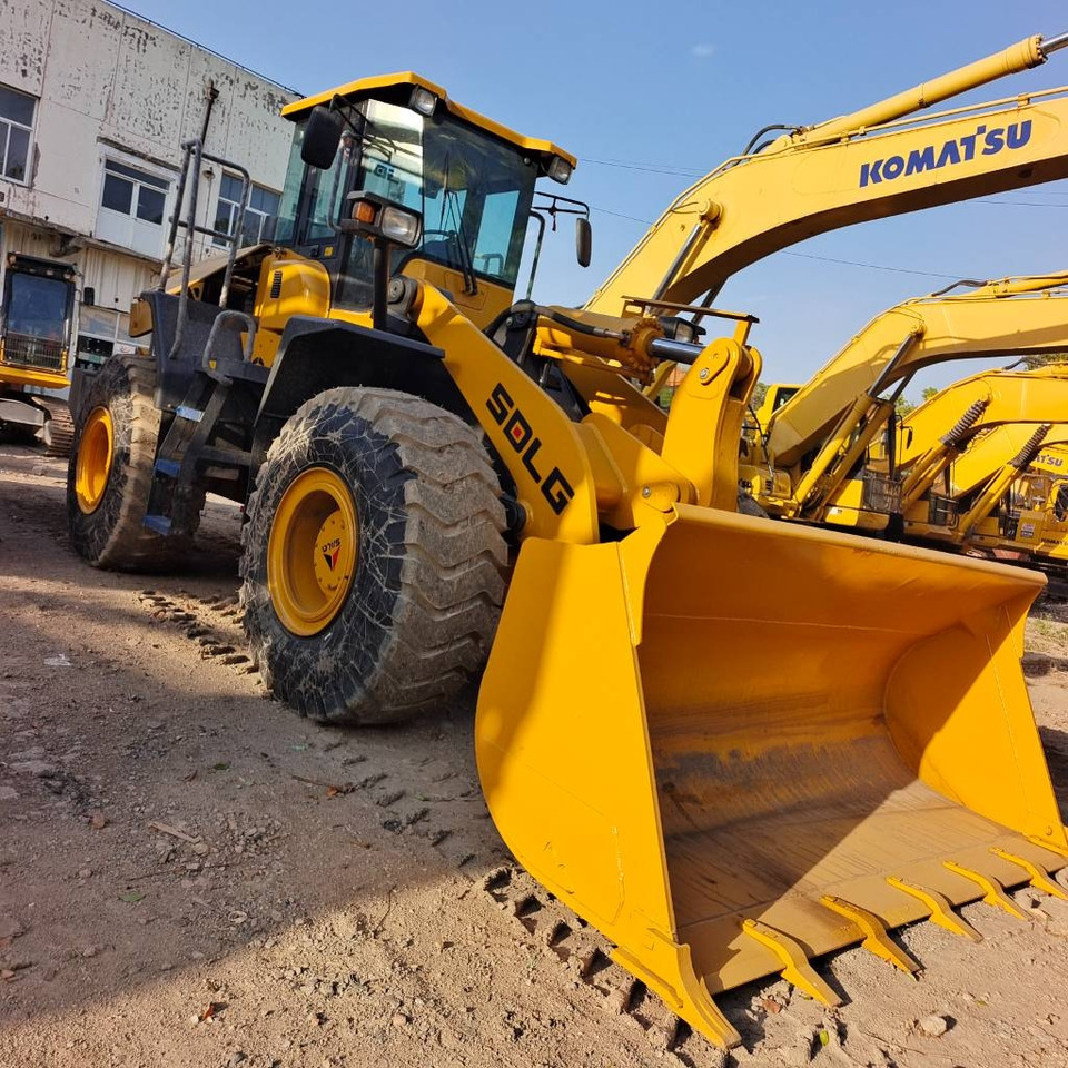 SDLG LG 956L - Колёсный погрузчик: фото 1 SDLG LG 956L - Колёсный погрузчик: фото 1