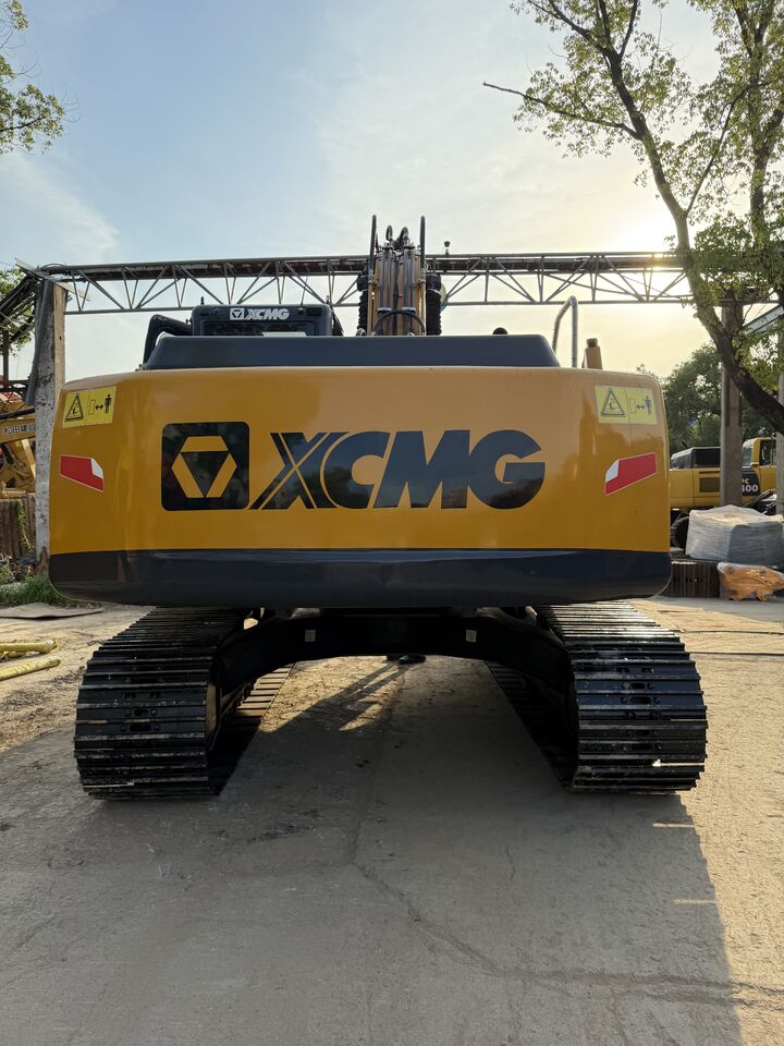 XCMG XE215DA - Экскаватор: фото 2 XCMG XE215DA - Экскаватор: фото 2