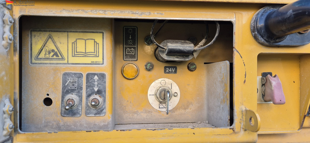 CAT 966 MXE | CAT Payload System | Klimaanlage | Rückfahrkamera | Schaufel - Колёсный погрузчик: фото 5 CAT 966 MXE | CAT Payload System | Klimaanlage | Rückfahrkamera | Schaufel - Колёсный погрузчик: фото 5