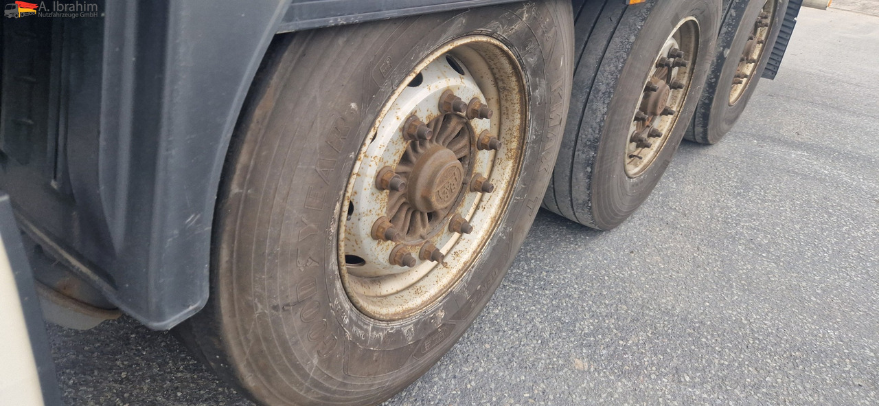 Krone SD Deutscher Auflieger, Pritsche Plane Edscha - Тентованный полуприцеп: фото 4 Krone SD Deutscher Auflieger, Pritsche Plane Edscha - Тентованный полуприцеп: фото 4