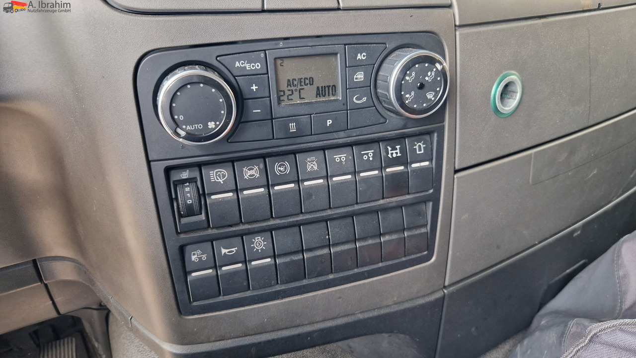 MAN TGS 26.400 PK 15001 Performance Lift-Lenkachse | 6x2 | Aufsitzkran - Автоманипулятор, Грузовик бортовой/ Платформа: фото 3 MAN TGS 26.400 PK 15001 Performance Lift-Lenkachse | 6x2 | Aufsitzkran - Автоманипулятор, Грузовик бортовой/ Платформа: фото 3