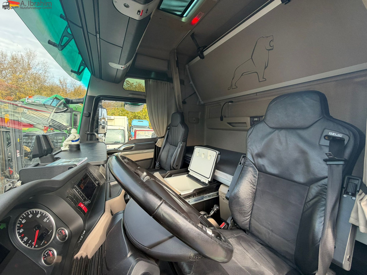 MAN TGX 26.510 Retarder | 6x2 | Klima Euro 6d | Full Service Truck лизинг MAN TGX 26.510 Retarder | 6x2 | Klima Euro 6d | Full Service Truck: фото 14 MAN TGX 26.510 Retarder | 6x2 | Klima Euro 6d | Full Service Truck лизинг MAN TGX 26.510 Retarder | 6x2 | Klima Euro 6d | Full Service Truck: фото 14