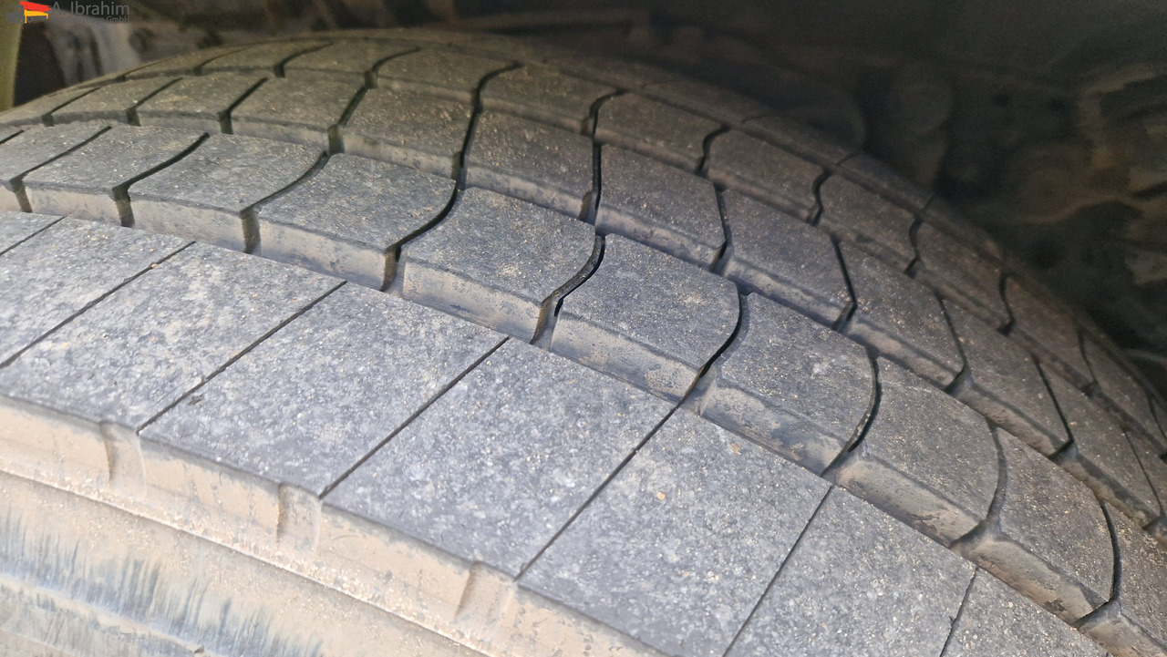 Mercedes-Benz 2541L Baustoff mit HIAB 122, Palettengabel Lift-Lenkachse, mp3 - Автоманипулятор, Грузовик бортовой/ Платформа: фото 2 Mercedes-Benz 2541L Baustoff mit HIAB 122, Palettengabel Lift-Lenkachse, mp3 - Автоманипулятор, Грузовик бортовой/ Платформа: фото 2