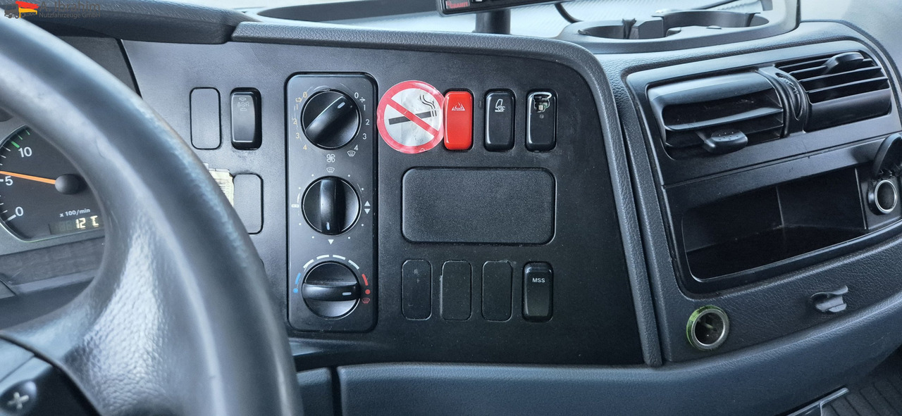 Малотоннажный фургон Mercedes-Benz 816L LBW, Blatt gefedert: фото 14 Малотоннажный фургон Mercedes-Benz 816L LBW, Blatt gefedert: фото 14