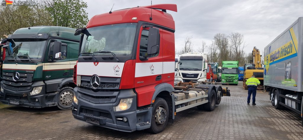 Mercedes-Benz DB 2542 Scheckheft gepflegt bei Mercedes, Euro 5 - Грузовик-контейнеровоз/ Сменный кузов: фото 1 Mercedes-Benz DB 2542 Scheckheft gepflegt bei Mercedes, Euro 5 - Грузовик-контейнеровоз/ Сменный кузов: фото 1