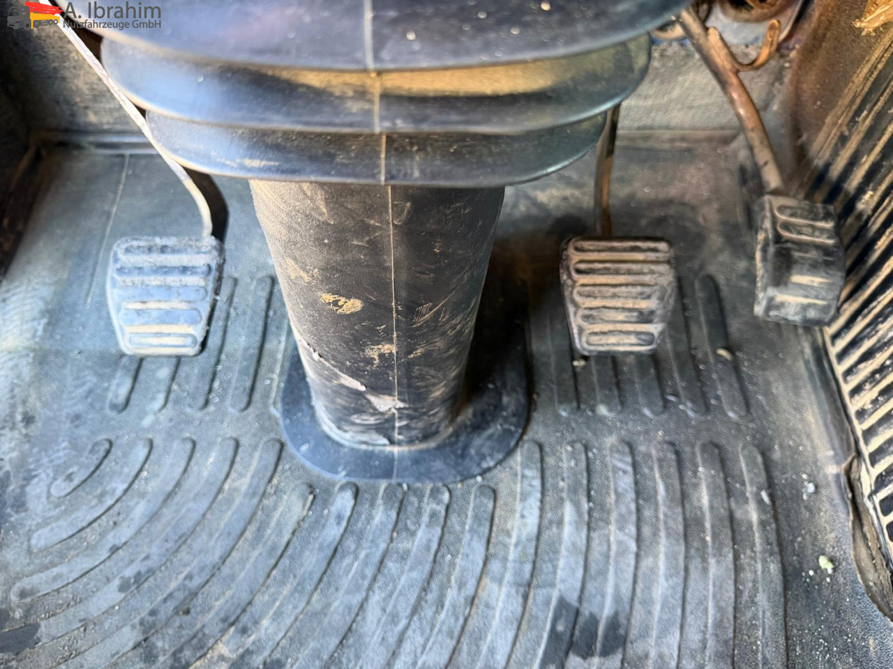 MAN 26.464 6x4 | Retarder | Klima | Schaltgetriebe | 3 Pedals - Тягач: фото 3 MAN 26.464 6x4 | Retarder | Klima | Schaltgetriebe | 3 Pedals - Тягач: фото 3