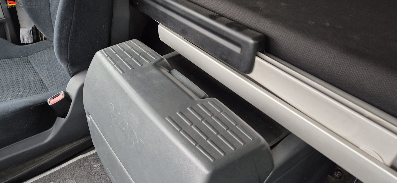 MAN TGS 18.400 4X2BLS Nebenantrieb - Тягач: фото 4 MAN TGS 18.400 4X2BLS Nebenantrieb - Тягач: фото 4