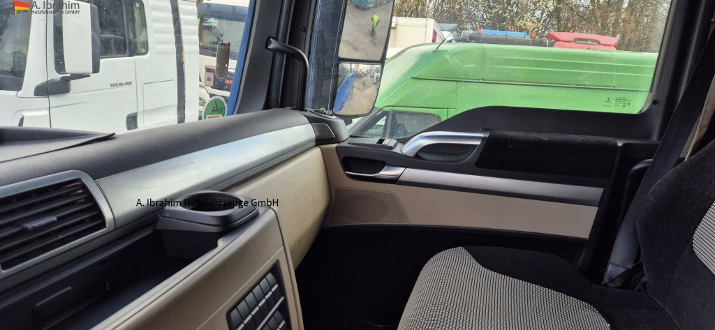 MAN TGX 20.460 Vollspoiler, sauber - Тягач: фото 2 MAN TGX 20.460 Vollspoiler, sauber - Тягач: фото 2