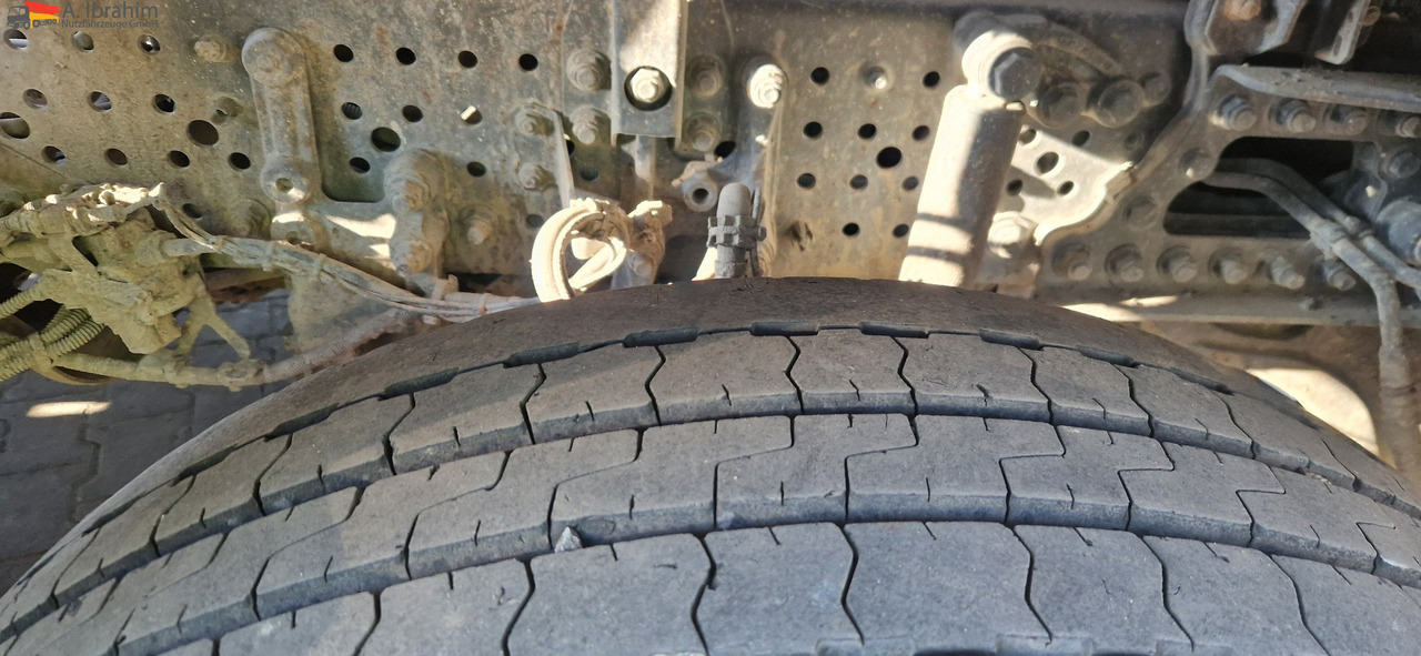 Mercedes-Benz 1840 Actros, 3x vorhanden, identisch - Тягач: фото 3 Mercedes-Benz 1840 Actros, 3x vorhanden, identisch - Тягач: фото 3