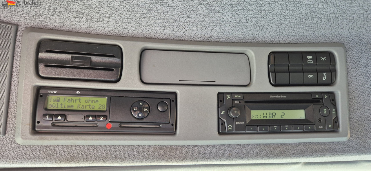 Mercedes-Benz 1841 Kran HIAB 166Bj. 2016 Funk FB ,mp3 - Тягач: фото 3 Mercedes-Benz 1841 Kran HIAB 166Bj. 2016 Funk FB ,mp3 - Тягач: фото 3