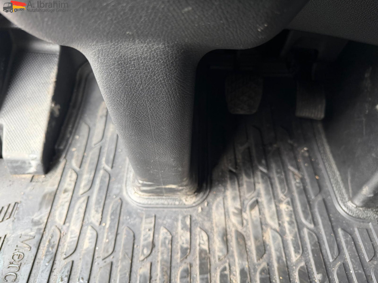 Mercedes-Benz 1842LS Retarder | 4x2 | Klima | MegaSpace - Тягач: фото 3 Mercedes-Benz 1842LS Retarder | 4x2 | Klima | MegaSpace - Тягач: фото 3