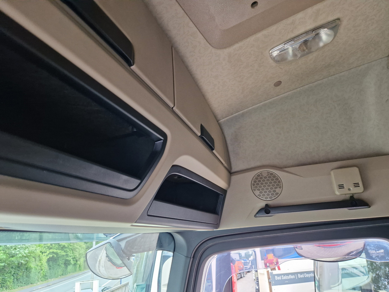 Mercedes-Benz 1843 Klima, Retarder, Topzustand, einsatzbereit Kipphydraulik - Тягач: фото 5 Mercedes-Benz 1843 Klima, Retarder, Topzustand, einsatzbereit Kipphydraulik - Тягач: фото 5